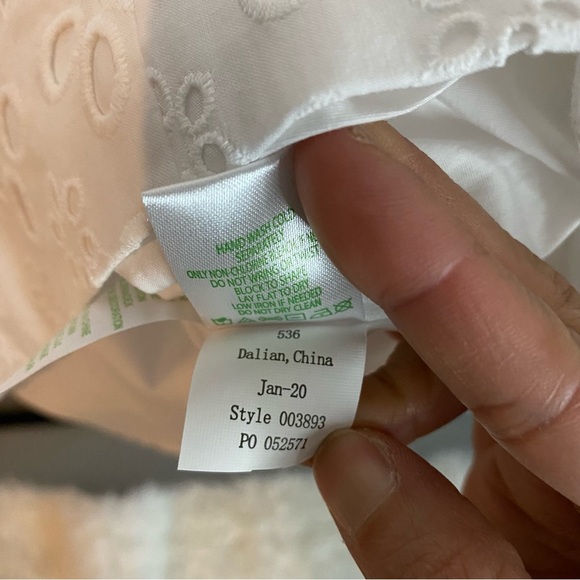 Lilly Pulitzer Resort White Floral Eyelet Preppy Summer Dress in Size 2 - Picture 5 of 8